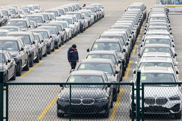 普京：俄欧关系陷入危机 责任不在俄方