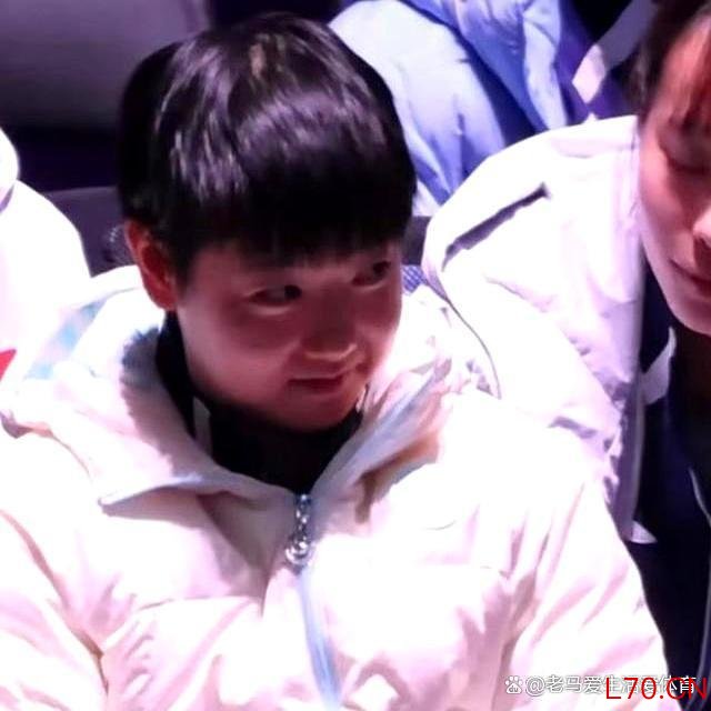 世前三齐聚！莎莎曼昱幸同决赛现场热聊 姐妹情深温暖全场
