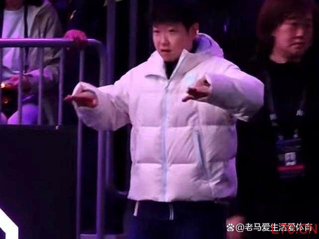 世前三齐聚！莎莎曼昱幸同决赛现场热聊 姐妹情深温暖全场